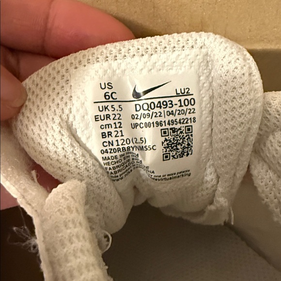 Nike Court Borough Low 2 | White and Pink
Toddler Size 6C | DQ0493100 - Picture 5 of 6